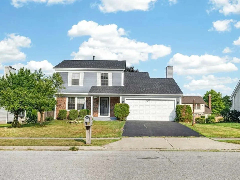 8472 Kingsley Dr