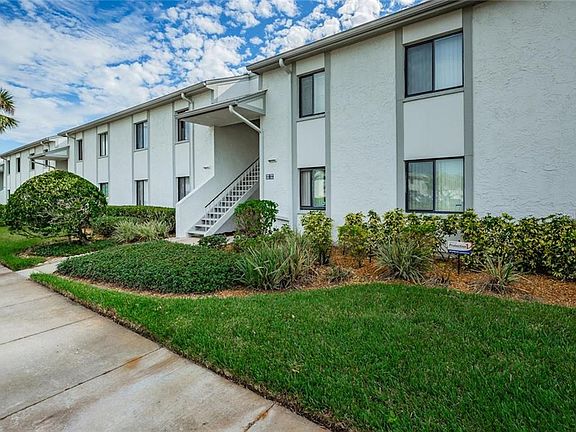 4th image of 296 Cypress Ln #296