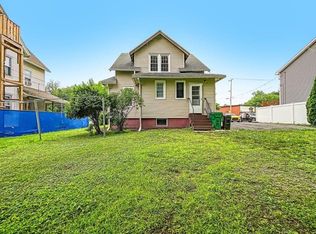 116 Hampden St, Chicopee, MA 01013