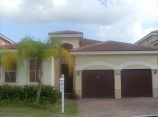 8870 NW 184th St, Hialeah, FL 33018