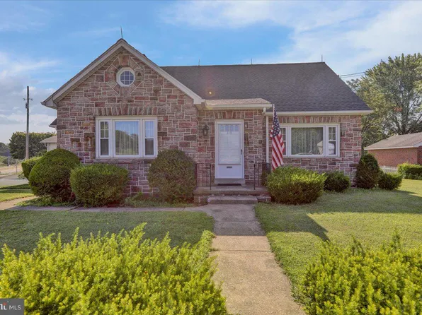 419 N 5th St, Hamburg, PA 19526