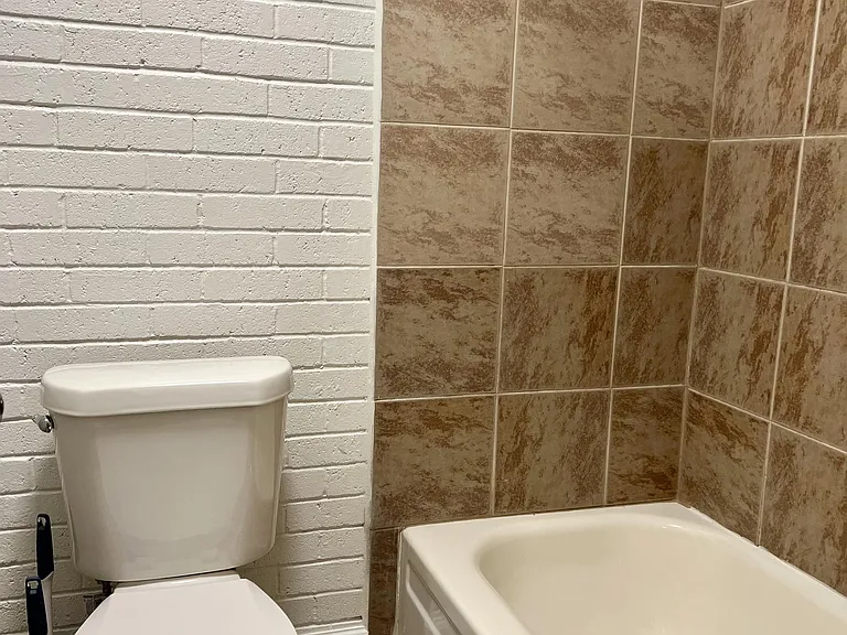 1815 E Lindsey St #1 — Photo 15