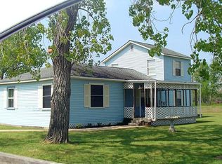 8902 Baker St, Santa Fe, TX 77510