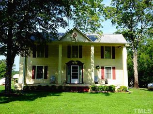 665 Davis Rd, Henderson, NC 27537