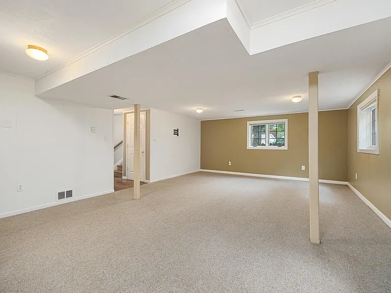 2526 W Huntington Dr — Photo 25