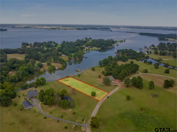 48 Private Road 52320, Pittsburg, TX 75686