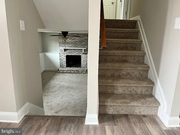 2 Rosewood St — Photo 4