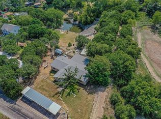1201 Comanche Cv, Granbury, TX 76048