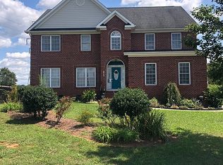 1009 Kings Grants Way, Matthews, NC 28104