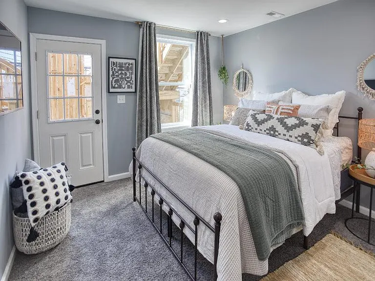 324 S Macon St — Photo 10