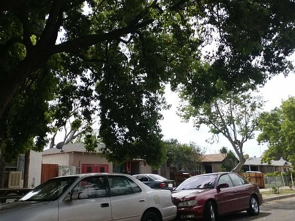 2nd image of 3218 E Hedges Ave