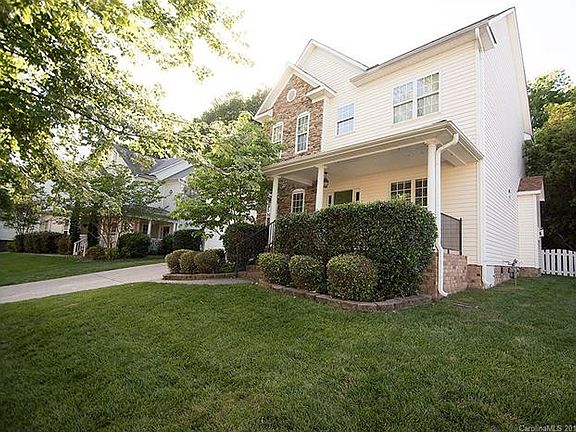 2nd image of 9612 Willow Leaf Ln #12