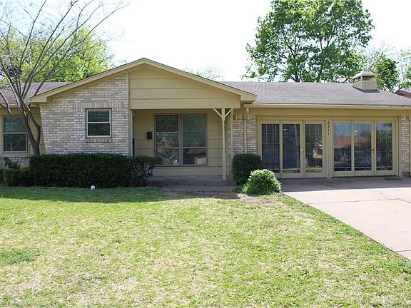 4th image of 6211 Songwood Dr