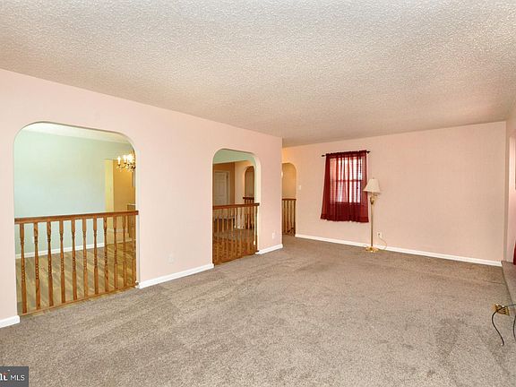 4th image of 192 Canterbury Rd