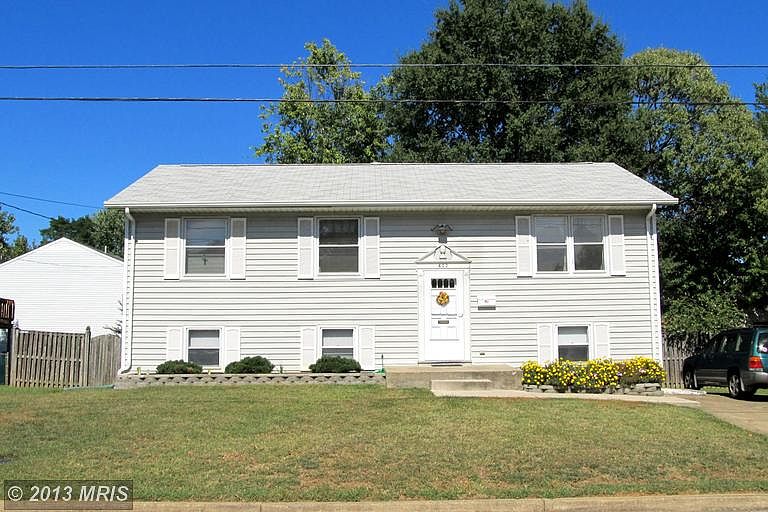 1st image of 402 Winton Ave