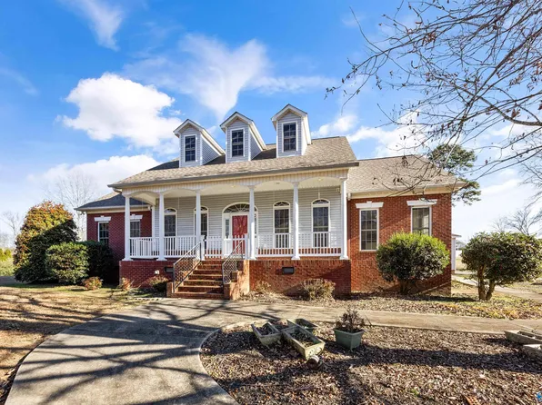 10 Chera Dr, Grant, AL 35747