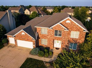 1905 Withers Ln, Bloomington, IL 61704