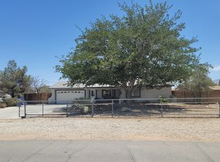 10827 Nandina St, Apple Valley, CA 92308