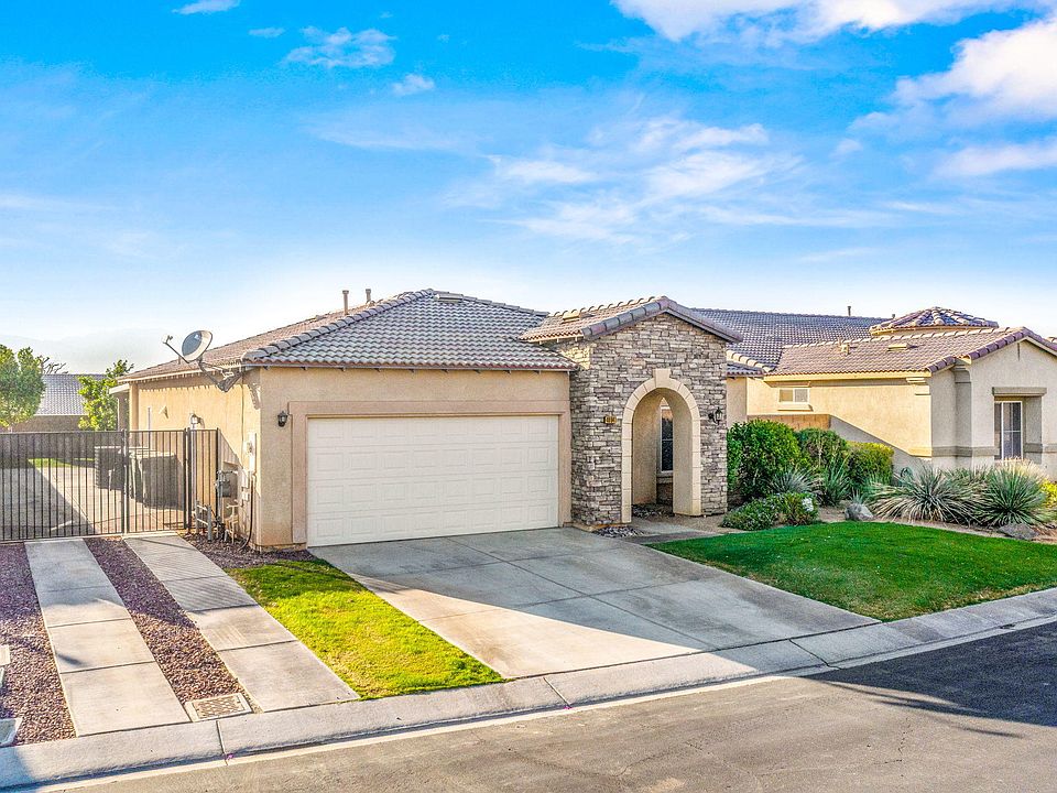 1st image of 40841 Singing Hills Dr