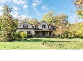 9765 Cumberland Trl, Chagrin Falls, OH 44023