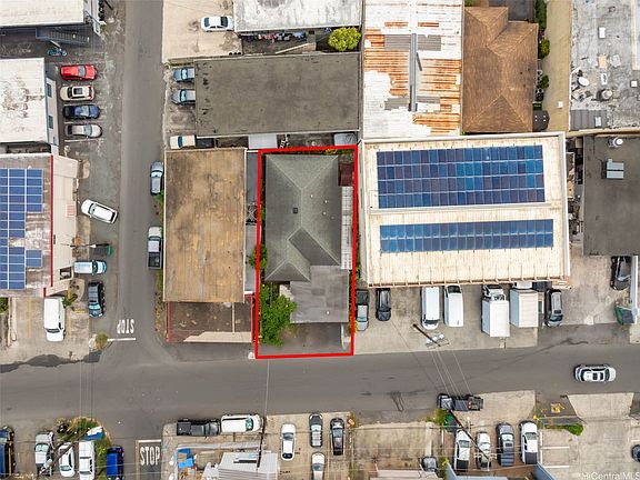 2nd image of 823 Gulick Ave
