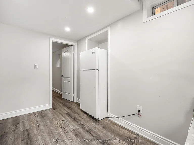 206 Sunny Meadow Blvd #BASEMENT — Photo 16