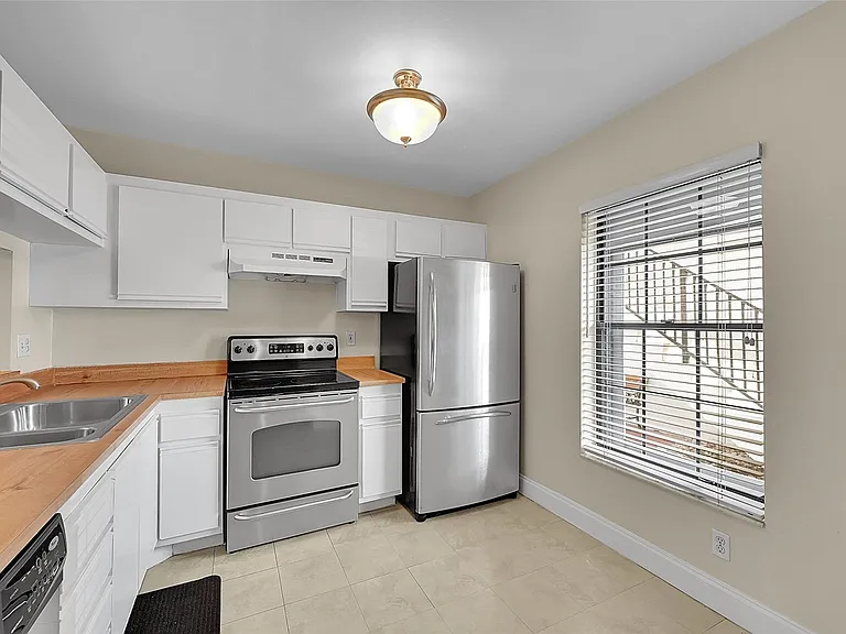 2518 NW 89th Dr #2518 — Photo 12