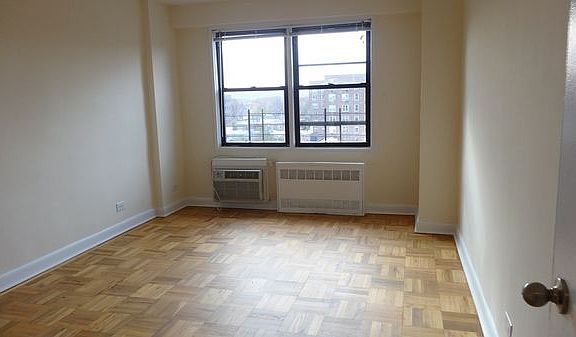 3rd image of 9801 67th Ave #7O