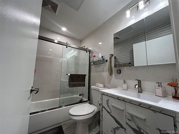 5th image of 42-18 147th Street #2i
