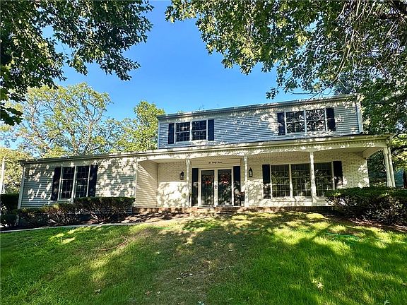 2nd image of 227 White Ridge Dr