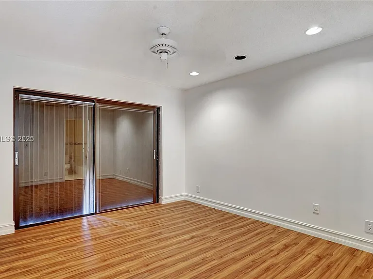 205 Dunwoody Ln #1785 — Photo 42