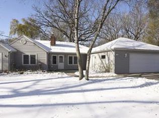 2185 Bonnie Ln, Golden Valley, MN 55422