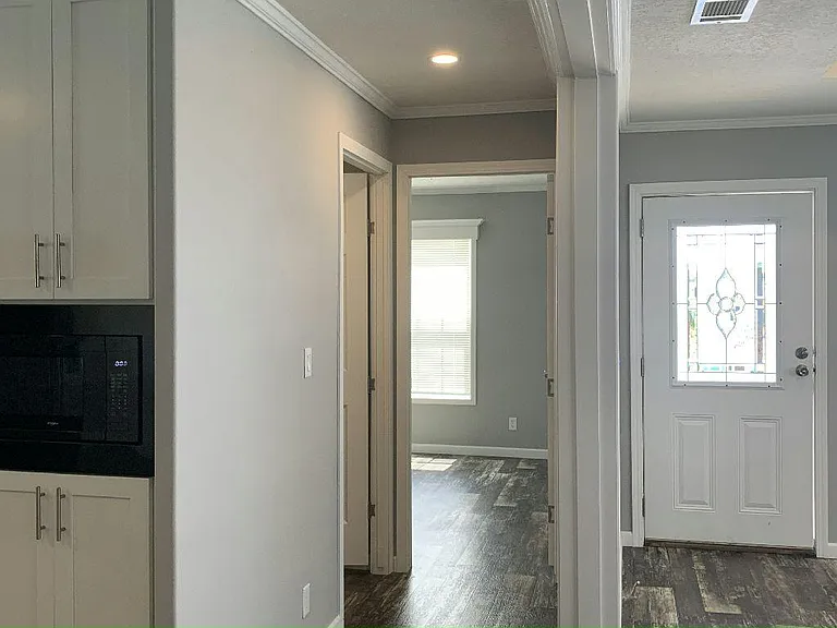 419 Zeeland St #419 — Photo 6