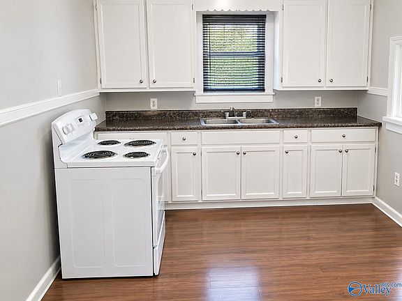 5th image of 1212 Jupiter St