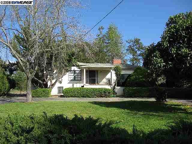 1st image of 23916 Madeiros Ave