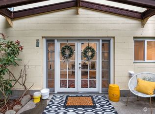 913 Powell St, Steilacoom, WA 98388