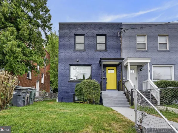 4623 Hillside Rd SE, Washington, DC 20019