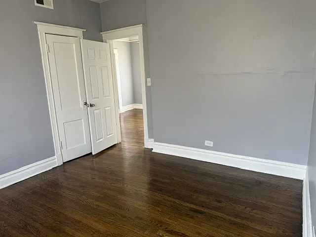 1507 W 66th St #2 — Photo 5