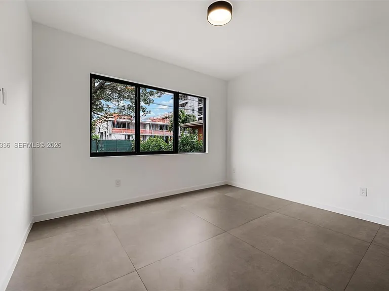 3370 Thomas Ave — Photo 16