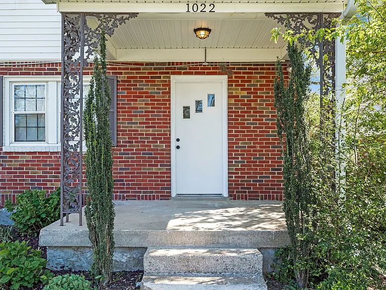 1022 Granada Ave #A — Photo 2