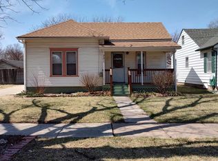201 S Cedar St, Hillsboro, KS 67063