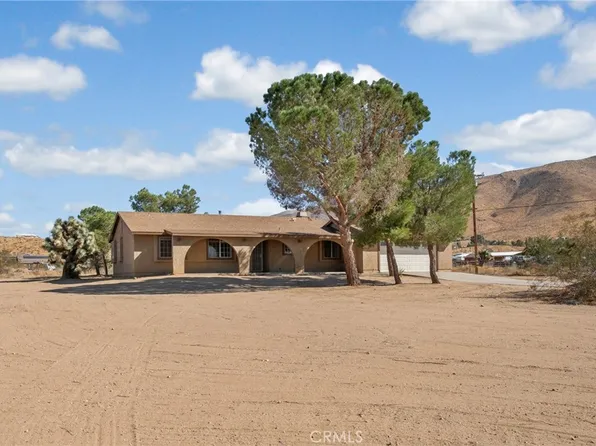 9459 Sagebrush St, Apple Valley, CA 92308