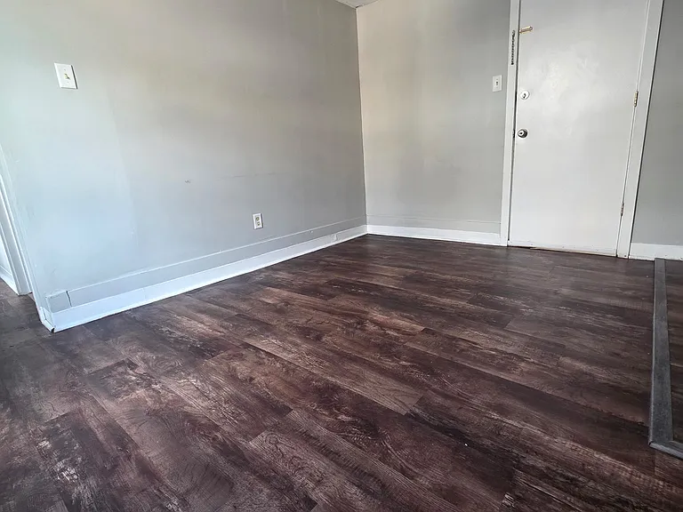633 Main St #C4 — Photo 4