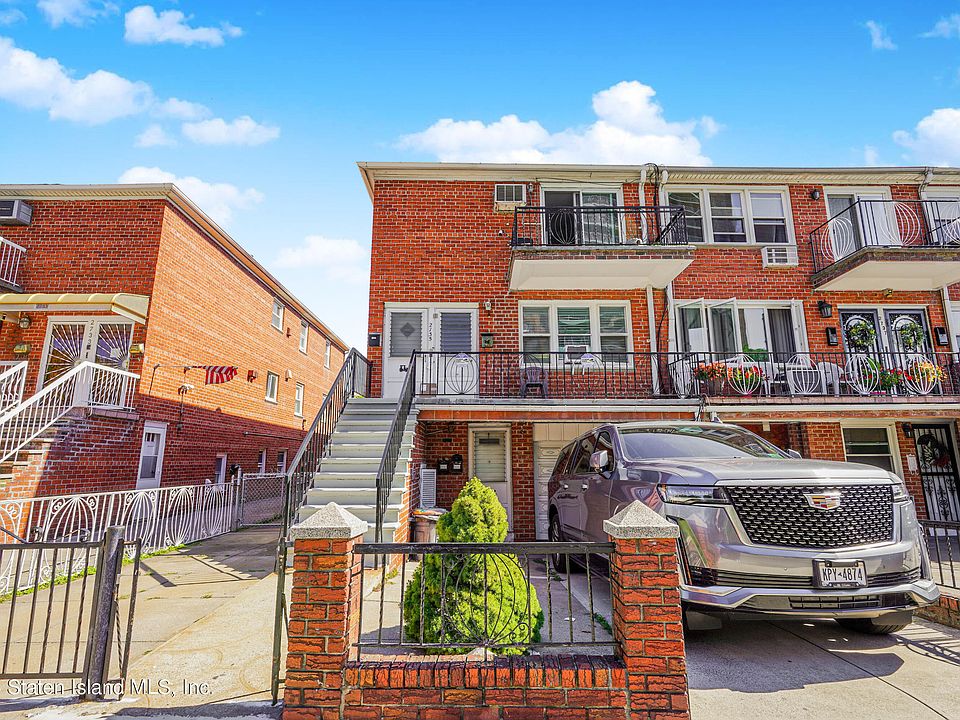 1st image of 2735 Cropsey Ave