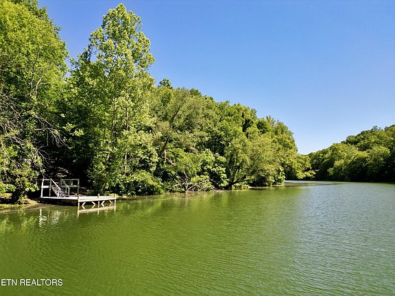 2nd image of 983 River Hill Rd