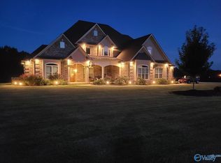 3410 Highland Dr SW, Decatur, AL 35603