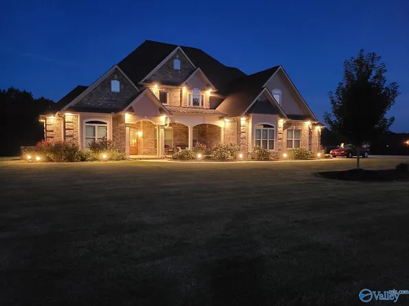 3410 Highland Dr SW, Decatur, AL 35603
