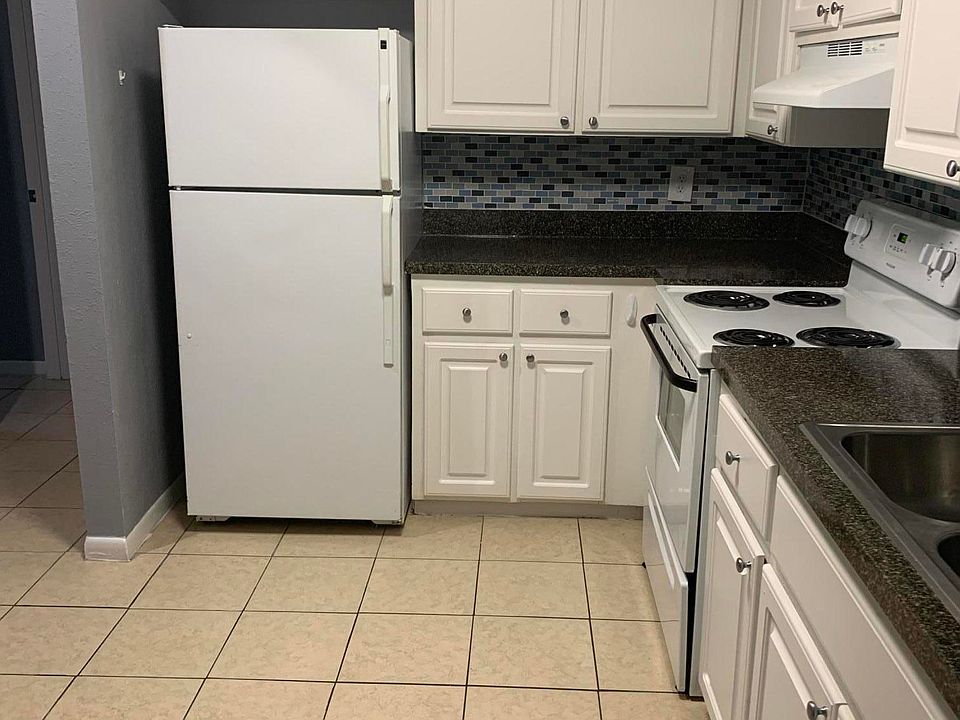 2nd image of 8145 San Jose Manor Dr E #8225-02