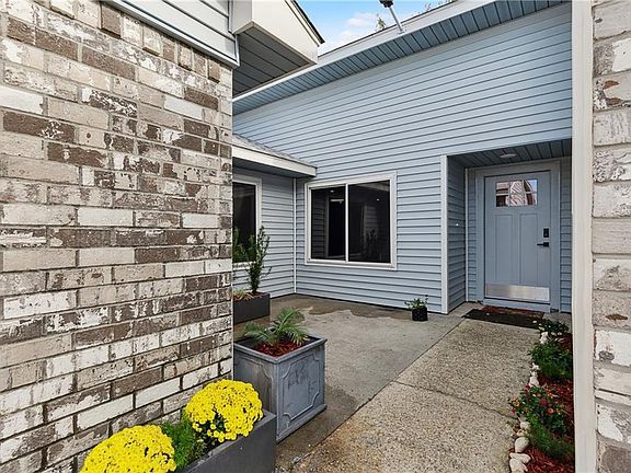 3rd image of 2620 English Colony Dr
