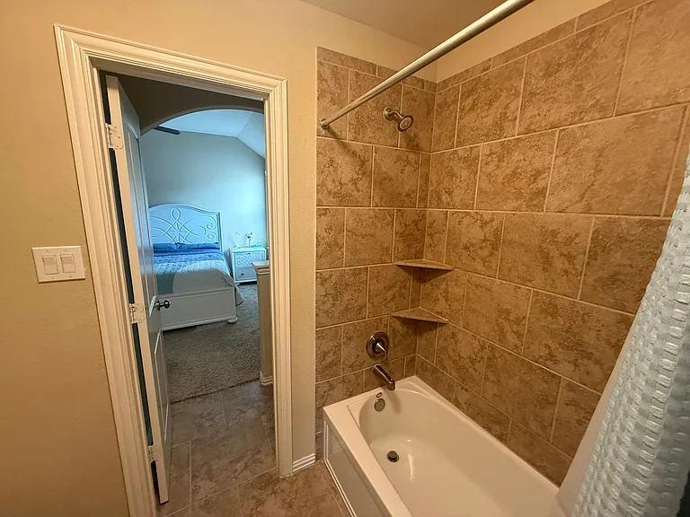 18706 Kelly Meadows Ln — Photo 30